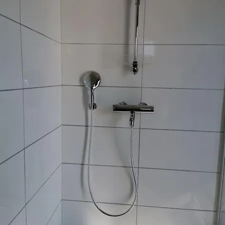 Talo Meren Rannalla Villa *