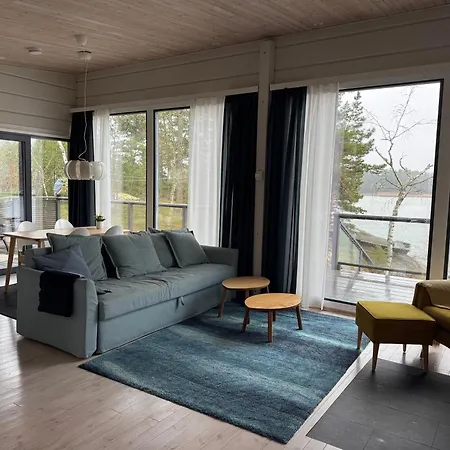 Talo Meren Rannalla * Taivassalo