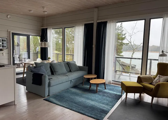 Talo Meren Rannalla * Taivassalo